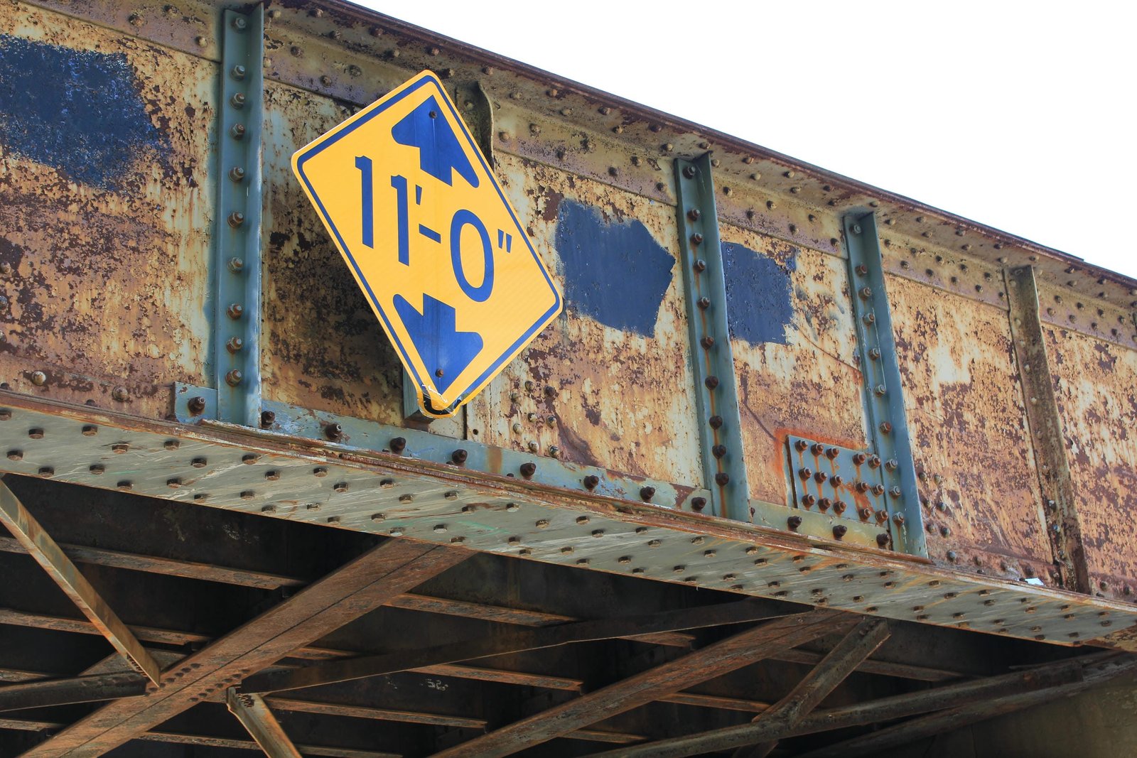 Reinforcements to girder